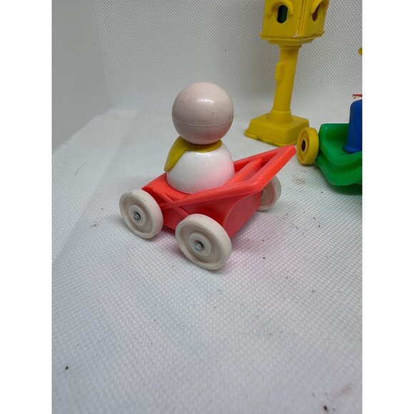 Vintage Fisher-Price Little People Playset Vehicles & Accessories Traffic Imagin - Picture 6 of 13